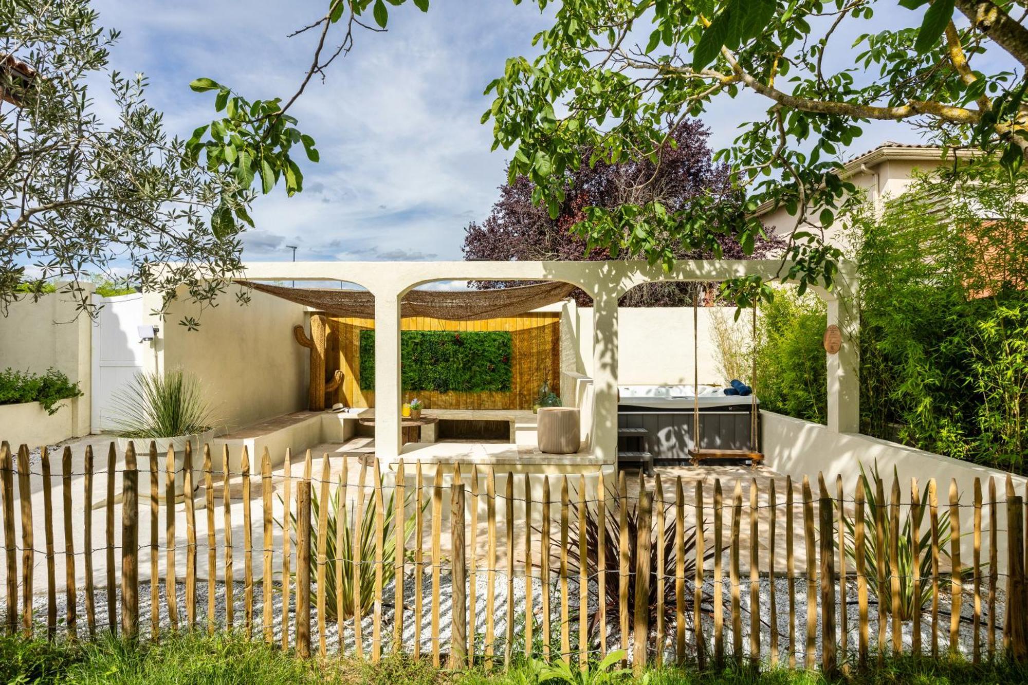 Castelnau-dʼEstrétefonds L'Oliveraie D'Eurocentre - Toulouse Nord מראה חיצוני תמונה